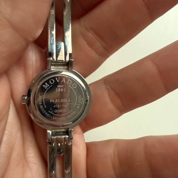 Movado Silver Classic Watch with Minimalist Design - Picture 3 of 4